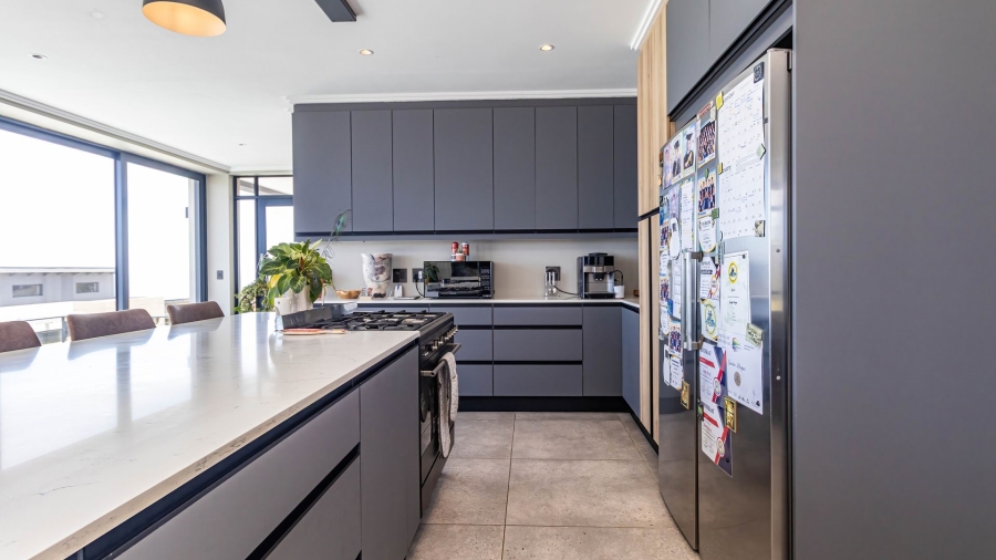 4 Bedroom Property for Sale in Le Grand Golf Estate Western Cape